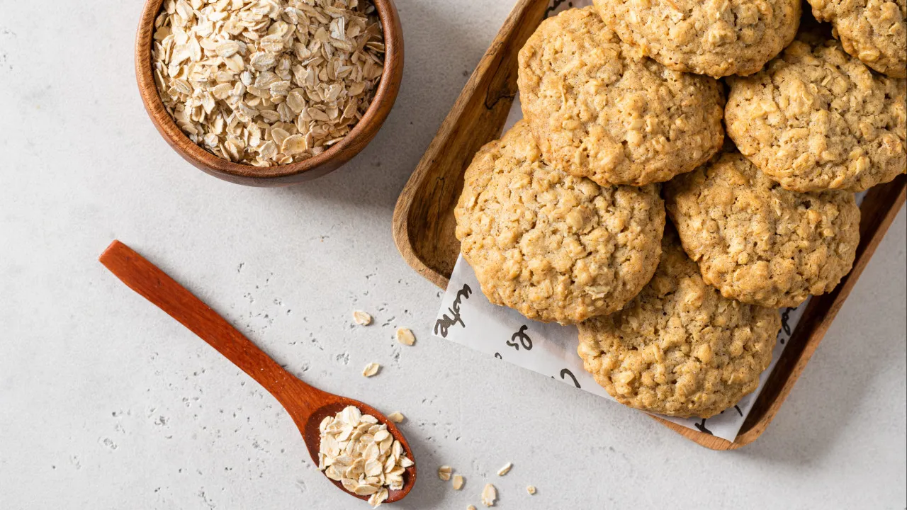 Biscoitos de aveia. Uma opção saudável para um snack tardio