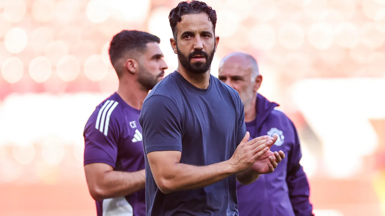 António Silva perde força e AC Milan aponta a velho conhecido de Amorim