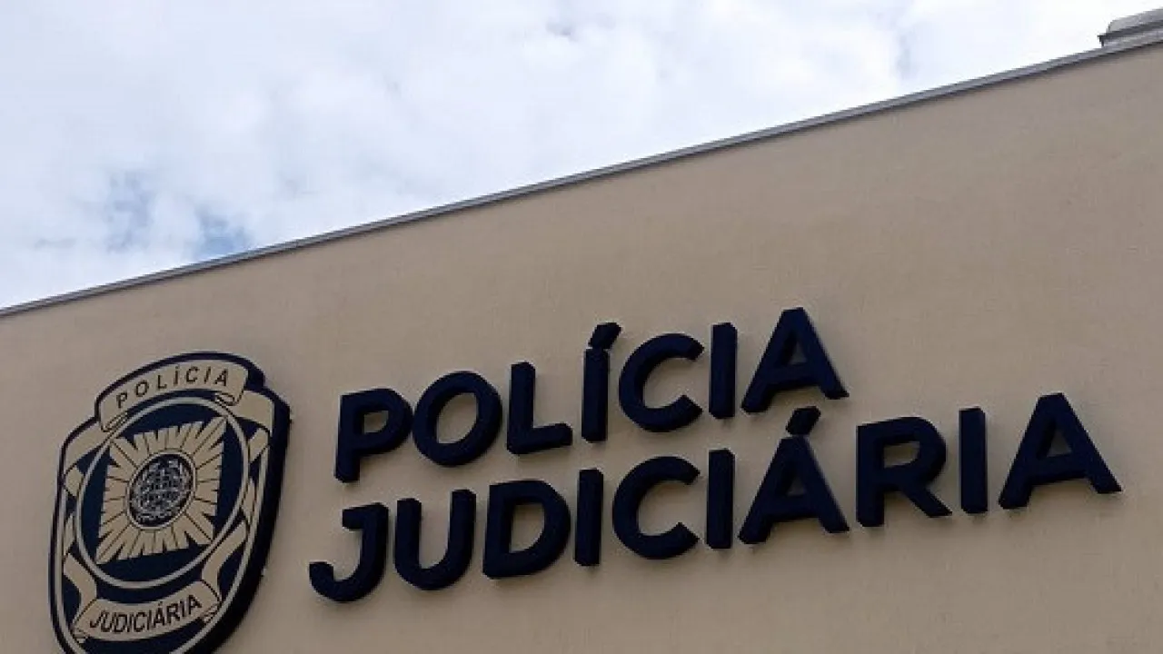 Detido um dos suspeitos de roubar, sequestrar e ameaçar mulher em Viana