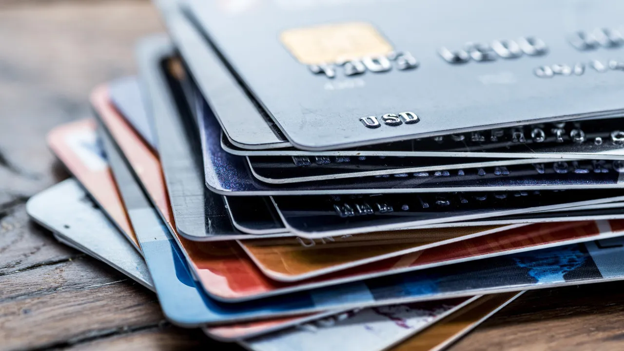Visa autorizada a preparar entrada no mercado chinês de cartões