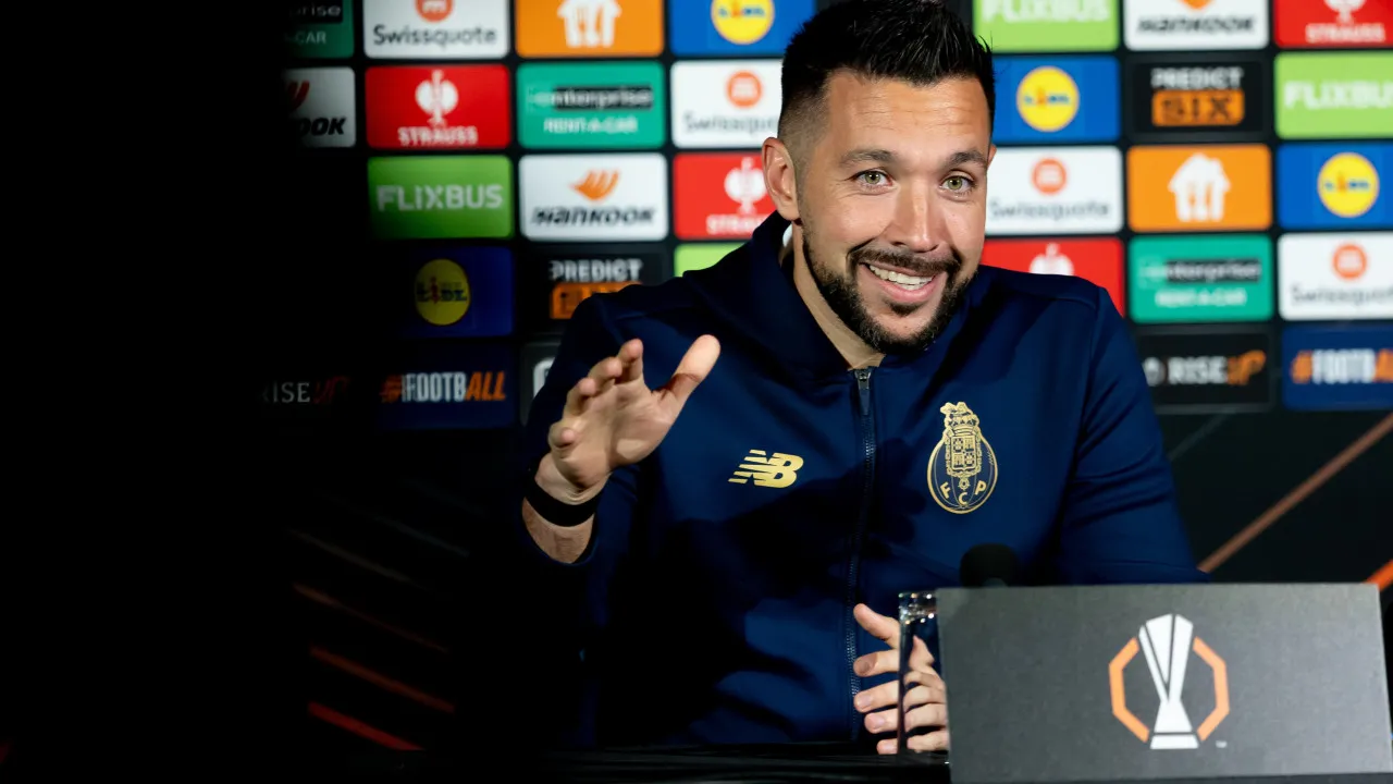 EM DIRETO: Farioli e um jogador do FC Porto antecipam jogo ante o Forest