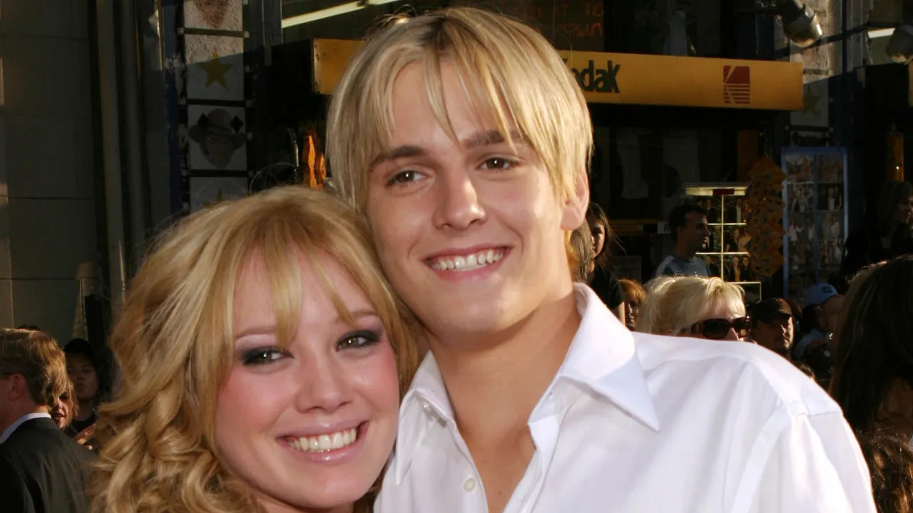 Hilary Duff revela que teve experiência paranormal com Aaron Carter
