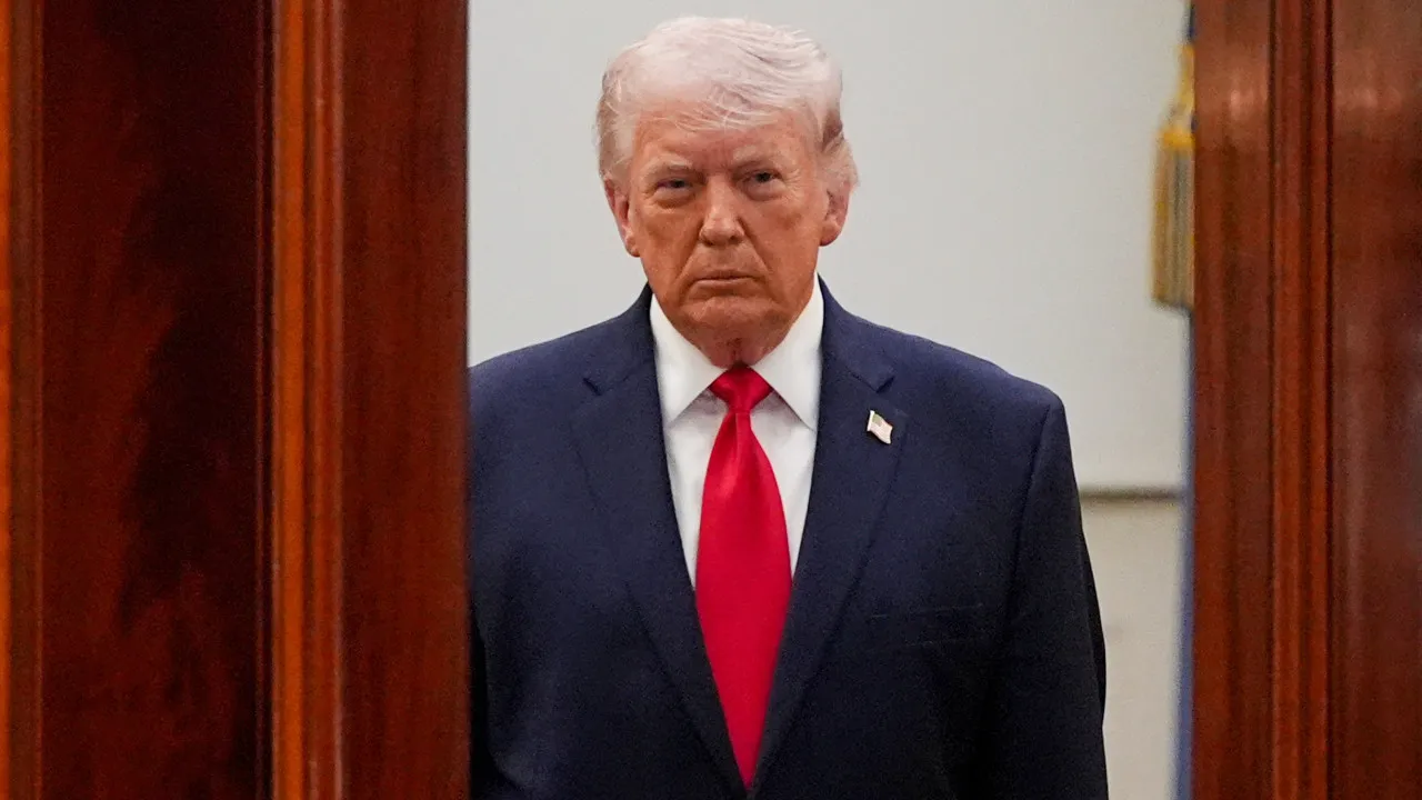 Trump avisa Irão: Ormuz? "48 horas até que o Inferno caia sobre eles"