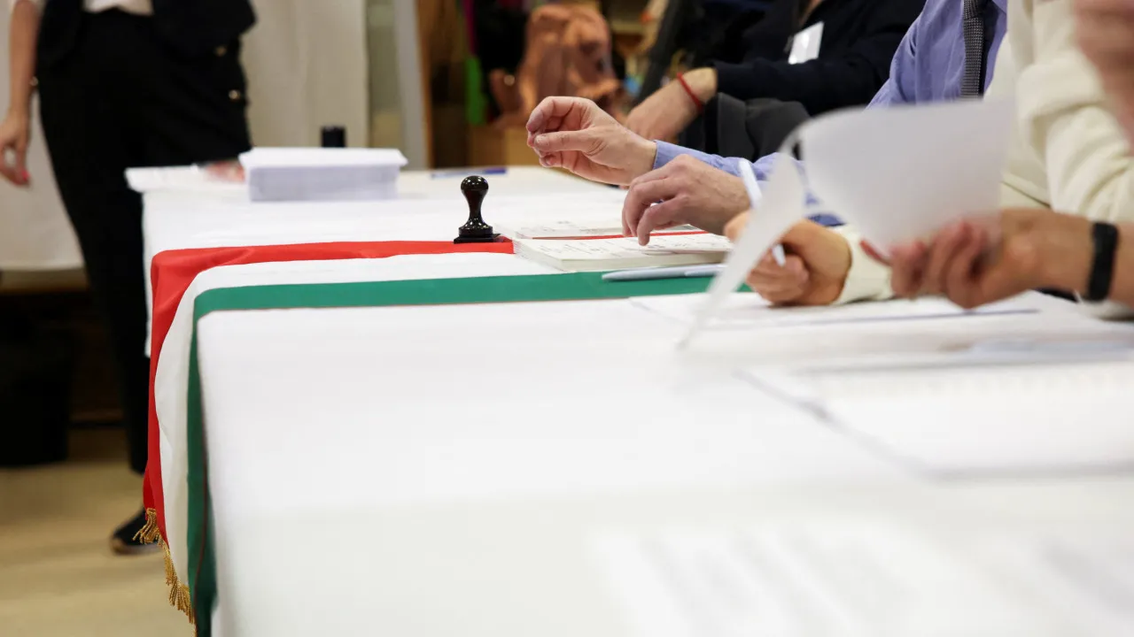 Hungria a votos em legislativas (renhidas). Quais os cenários possíveis?