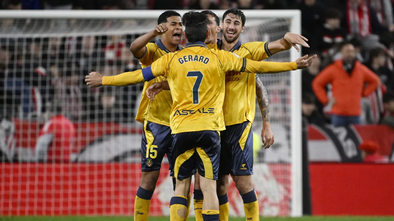 Villarreal fala 'basco' a bom prazer e reforça pódio em Espanha