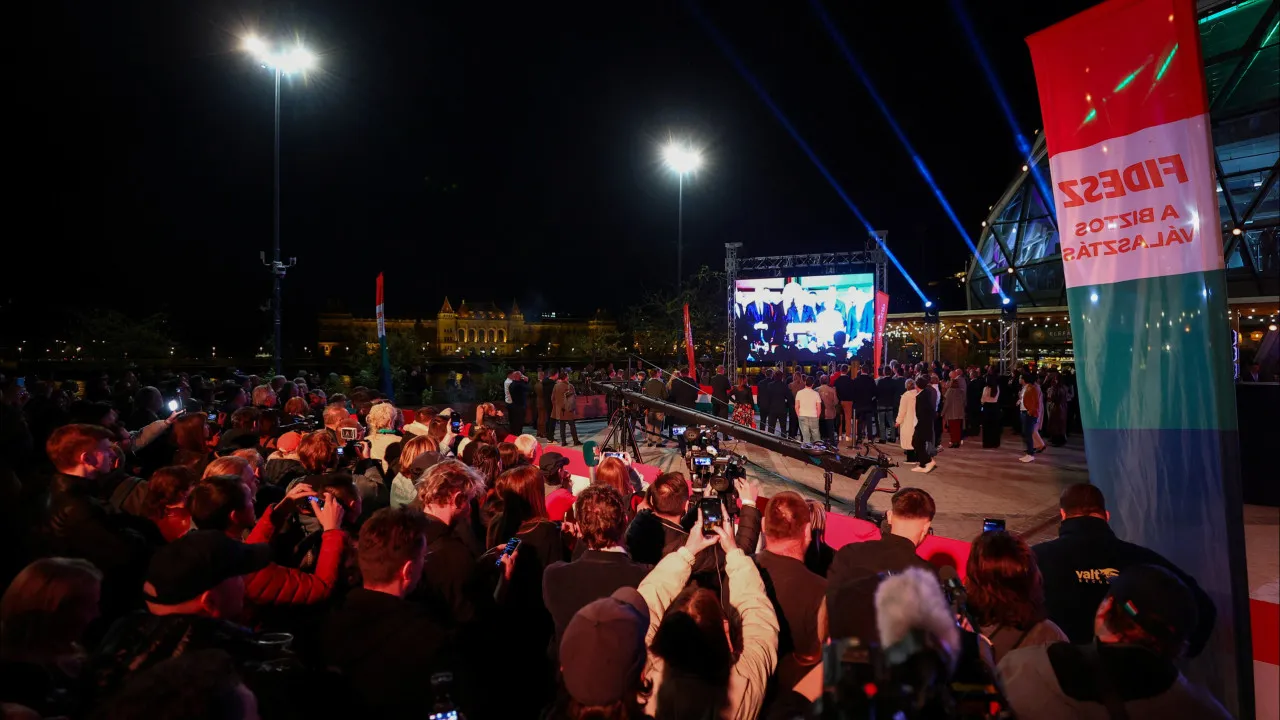 Apoiantes do Fidesz dececionados e preocupados com futuro após derrota