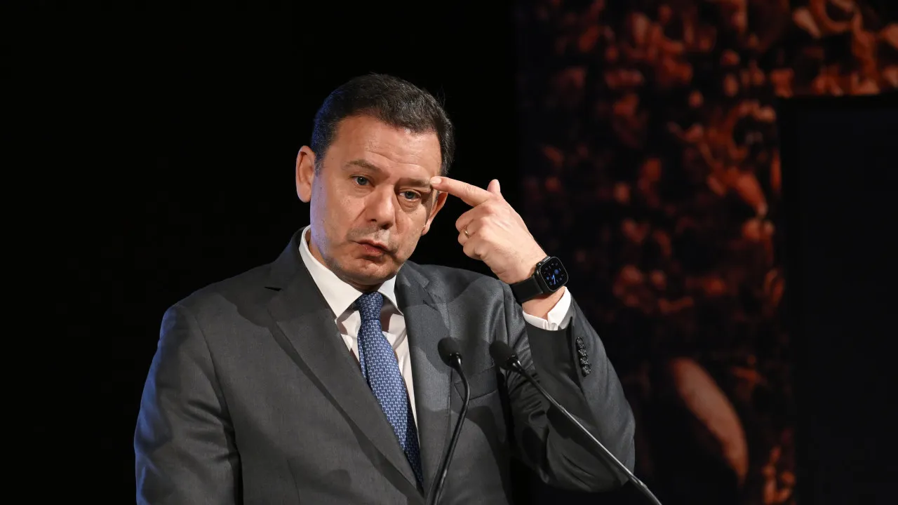 Moção de censura ao Governo "é legítima, embora não faça sentido"