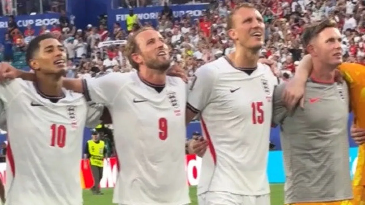 De arrepiar. Inglaterra rumou às 'meias' do Mundial e festejou assim