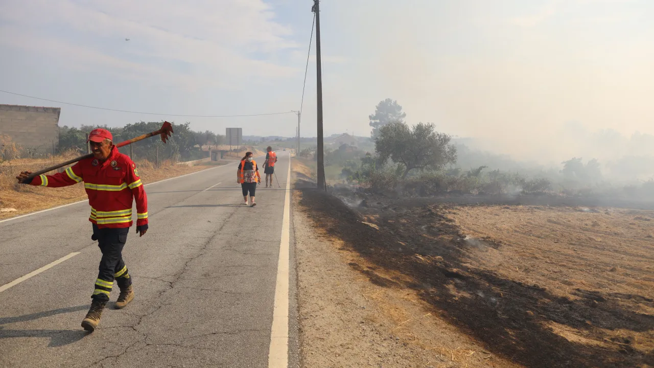 Incêndio em lar no Caramulo faz quatro feridos e realoja 45 idosos