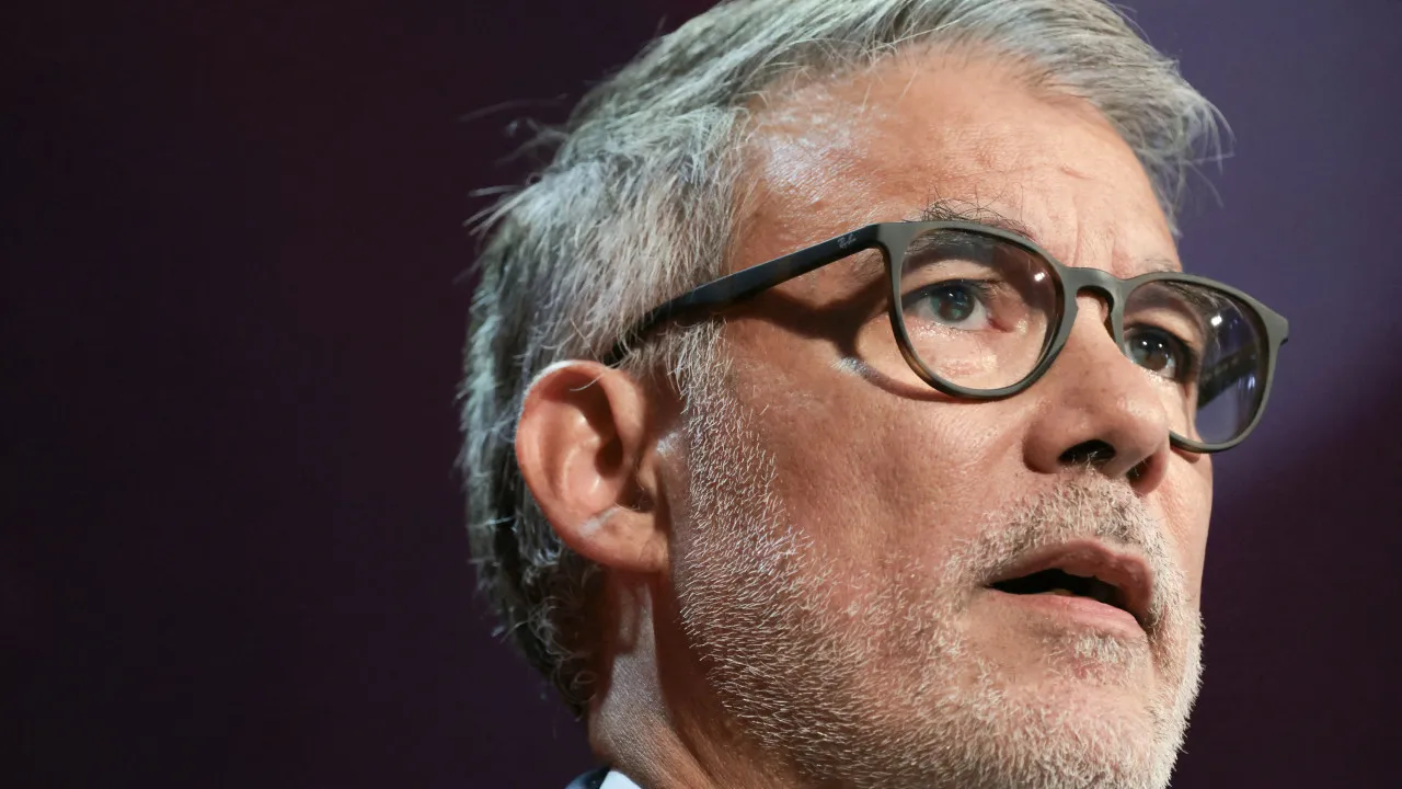 Olivier Faure é candidato às primárias da esquerda para presidenciais francesas