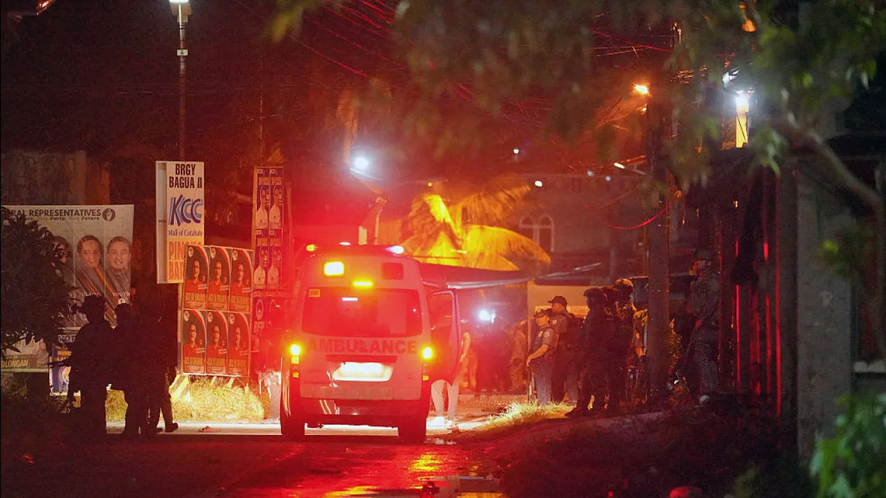 Tiroteio mata três pessoaas antes de votação histórica nas Filipinas
