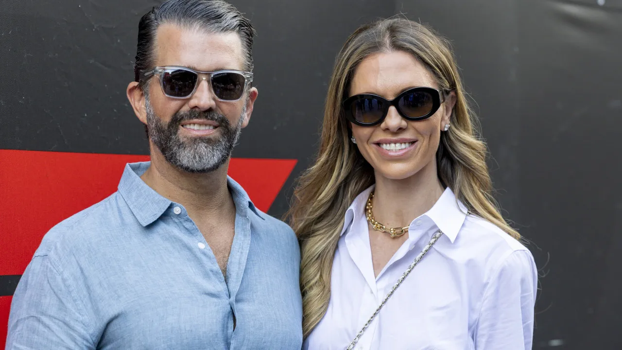 Casamento de filho de Trump "financiado" por russo: "Investigar o quê?"
