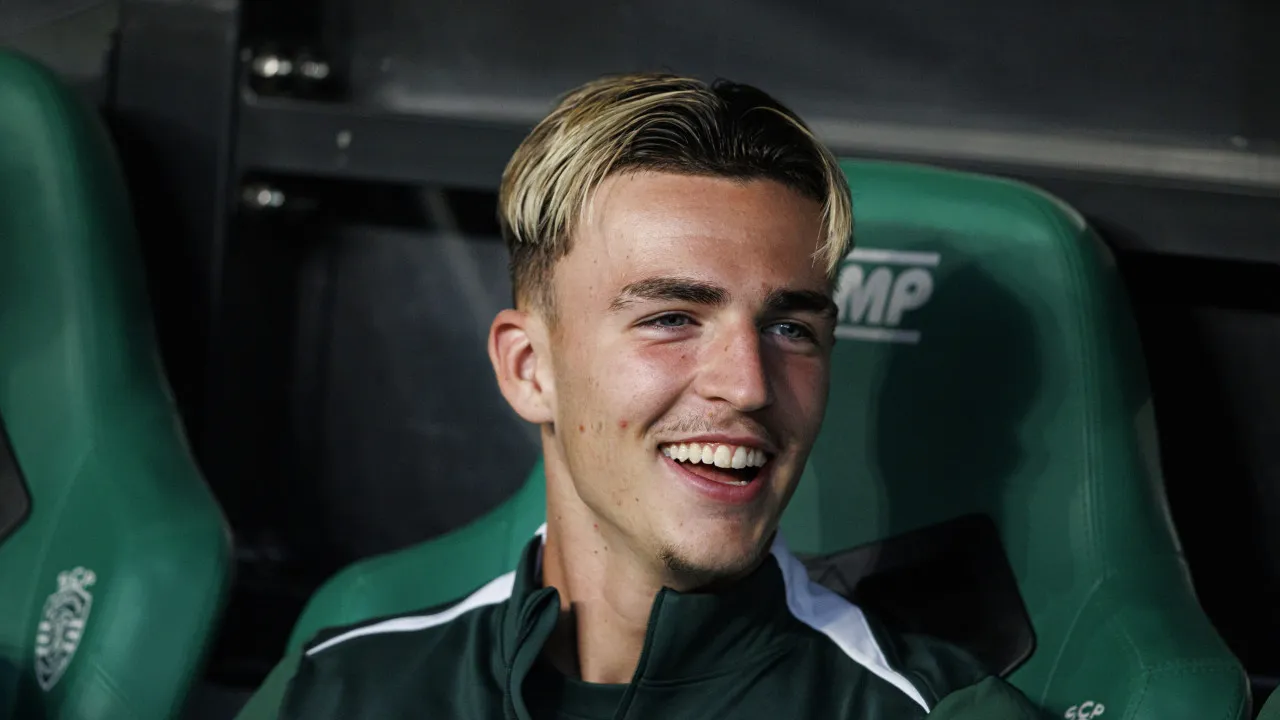 Chelsea desespera por Jesse Derry e decisão do Sporting está tomada