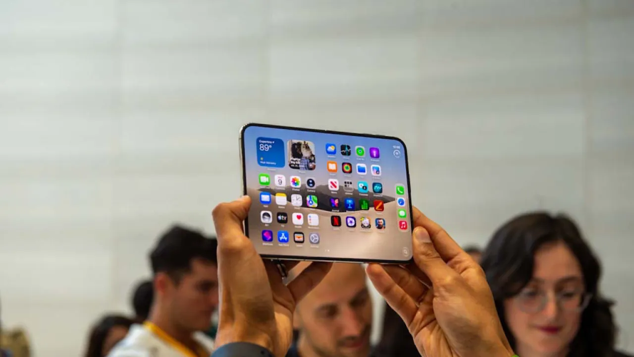 CEO da Nothing: "iPhone Duo é um desperdício de dinheiro"