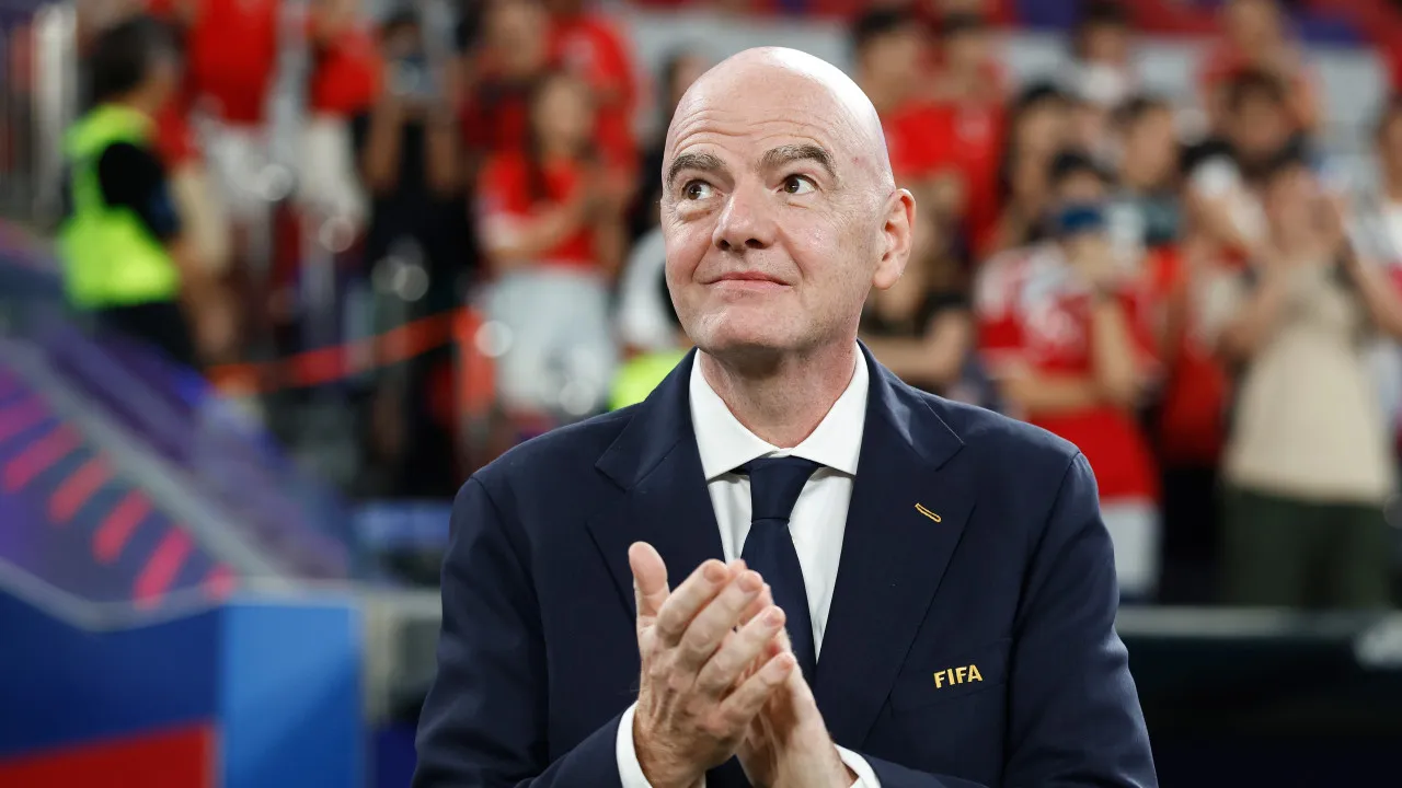 Infantino escapa às questões da FIFA: "Não obtivemos qualquer resposta…"