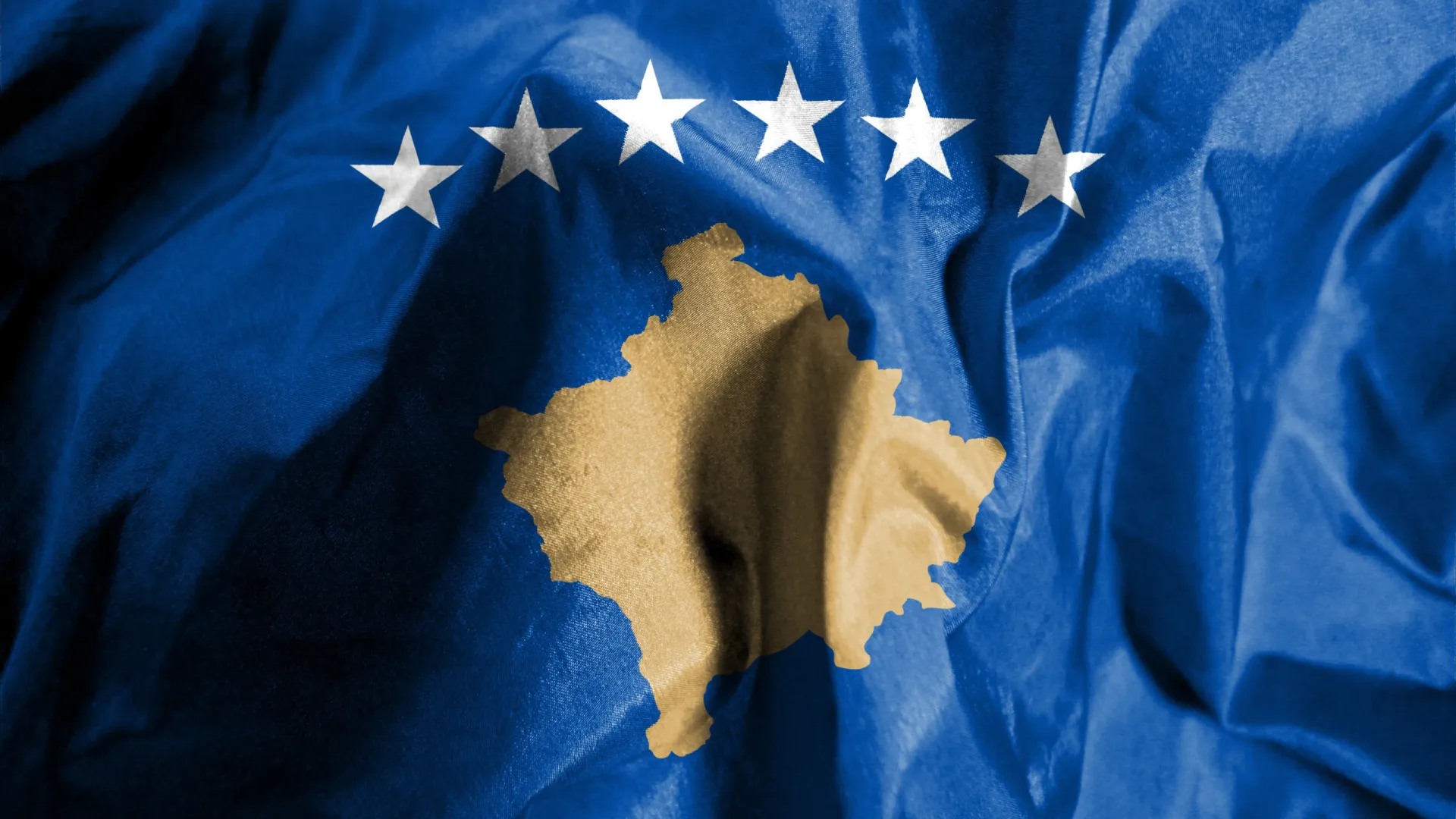 
                    Kosovo vai às urnas para eleições legislativas antecipadas no domingo
                