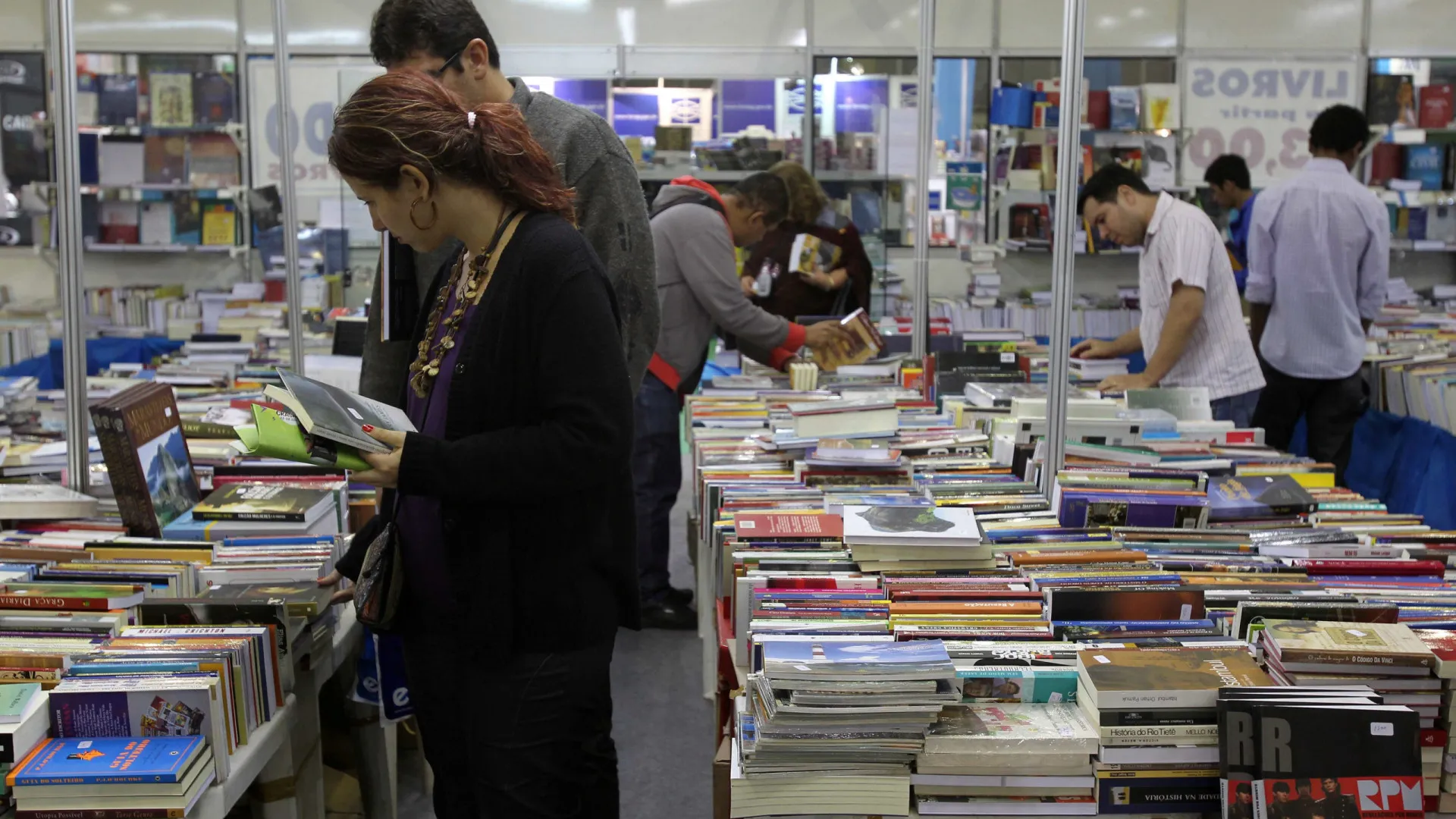 
                    Noite da Literatura Europeia regressa em junho para leituras encenadas
                