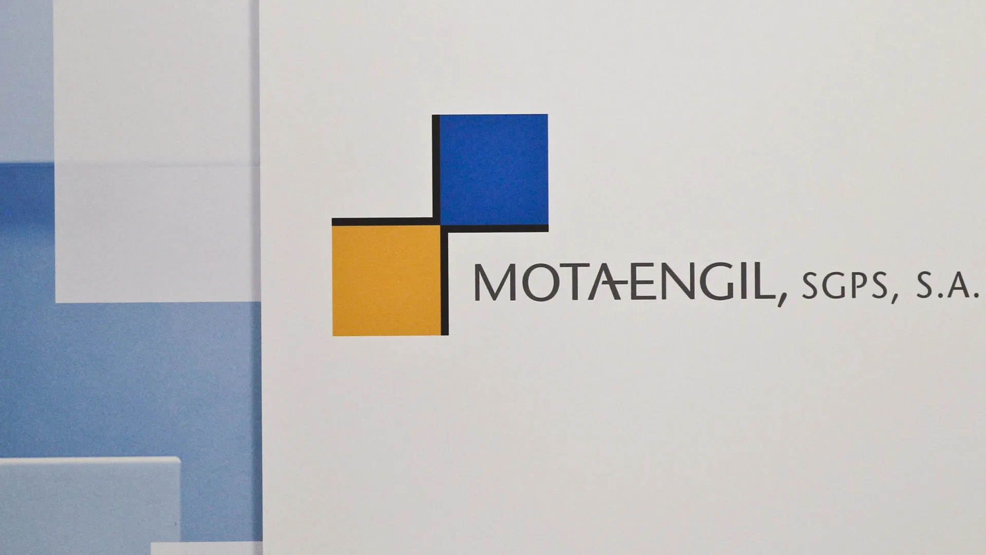 
                    Mota-Engil assina contratos em Portugal, México e Ruanda
                