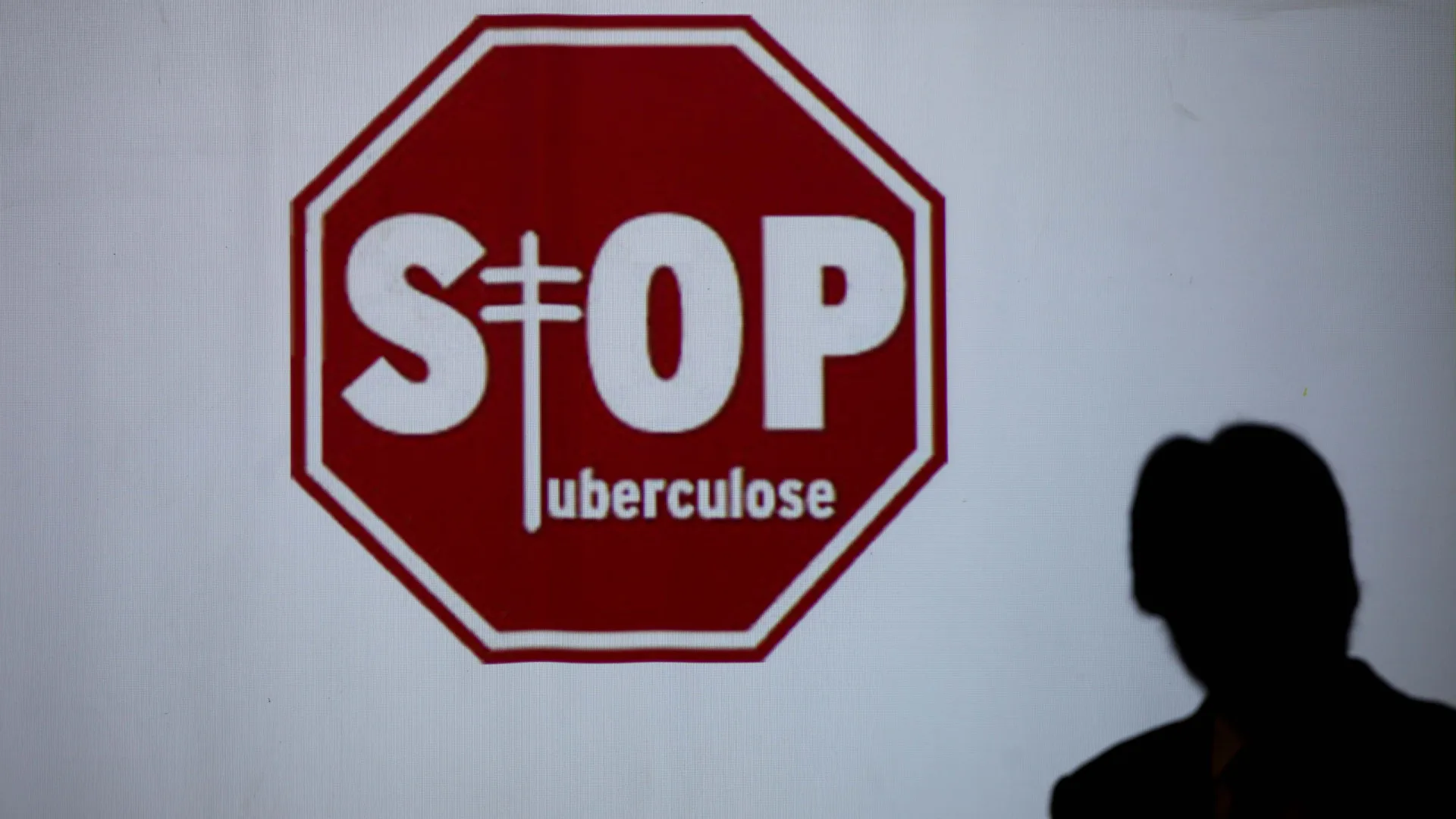 Tuberculose com ligeira redução em 2024 após três anos de aumento