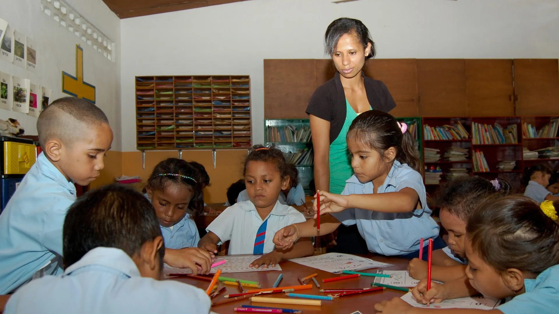 
                    Timor-Leste e Brasil assinam acordo para formar professores de português
                