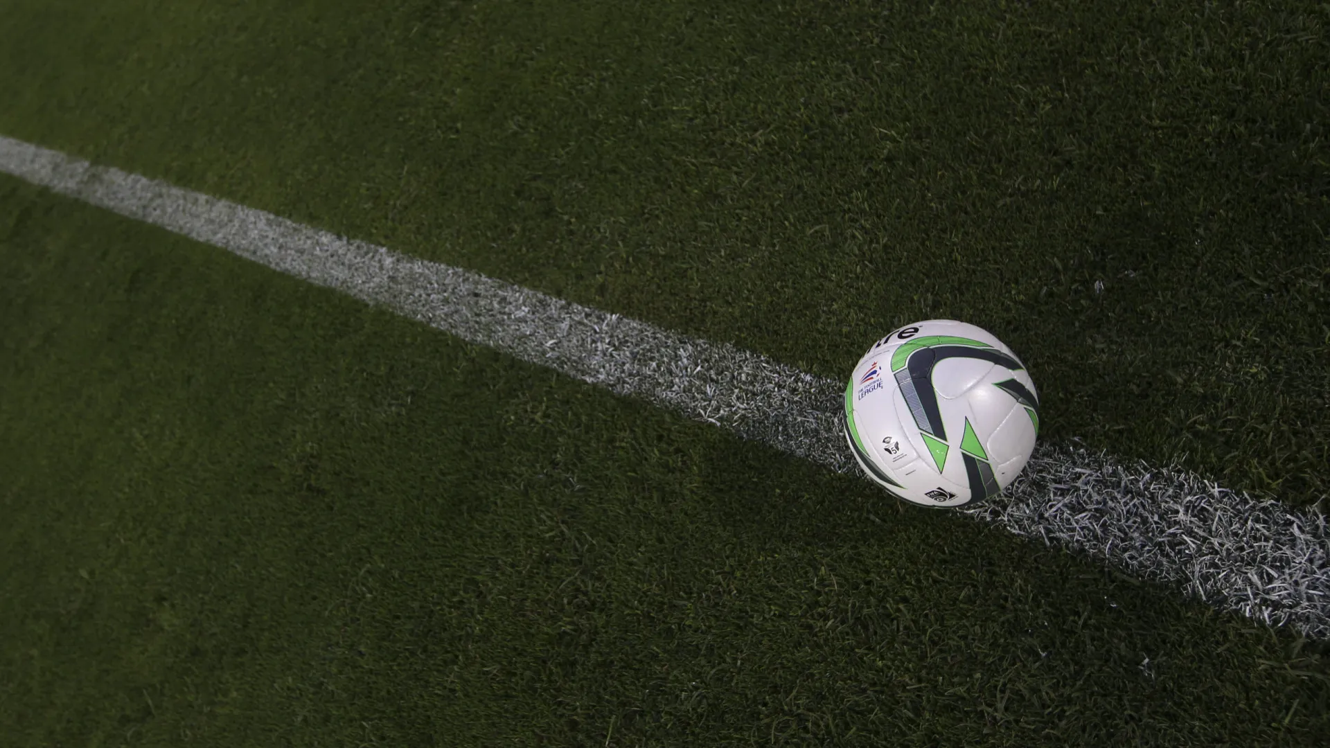 
                    Sporting e Benfica com estreias 'suaves' na Liga dos Campeões
                