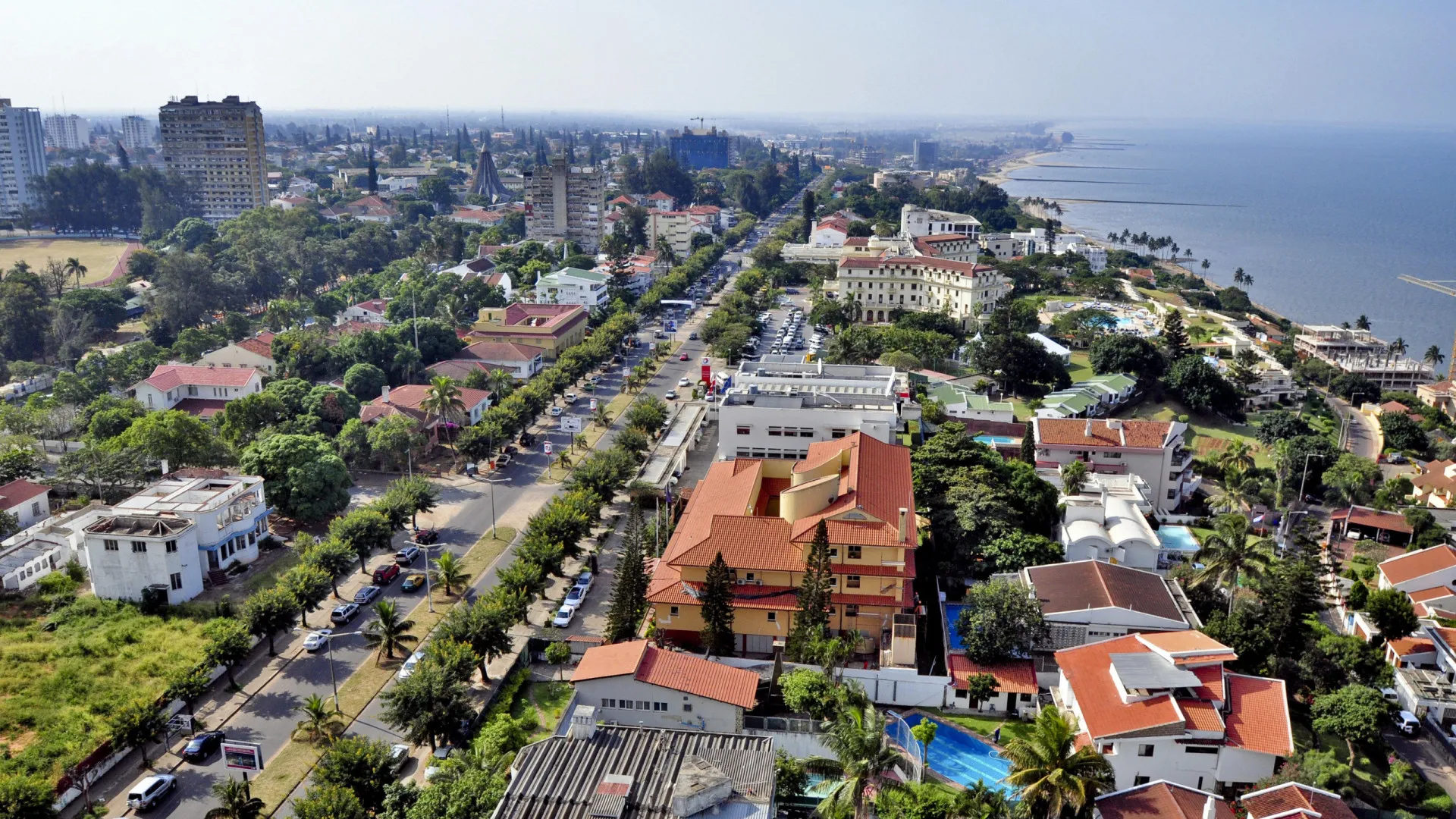 
                    Moçambique inicia negociações para aumento salarial
                