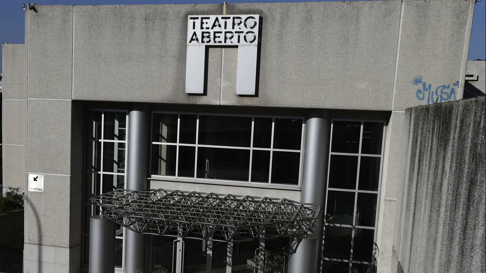 
                    Teatro Aberto estreia ópera que adapta 