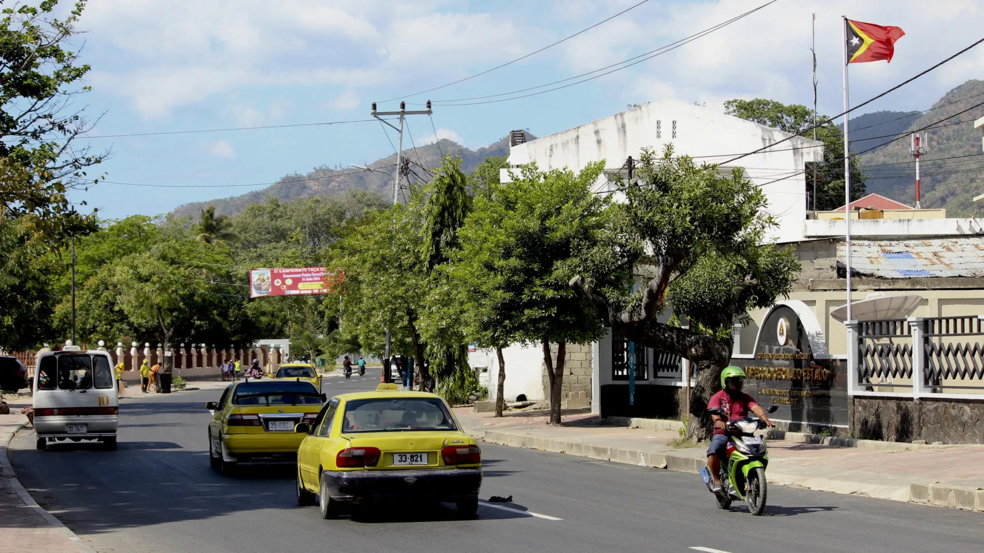
                    ONG timorense defende revisão da Constituição pragmática e contextualizada
                