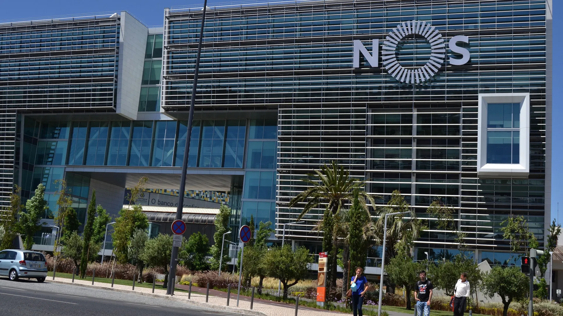 
                    NOS vai aumentar preços em alguns serviços em 2026
                