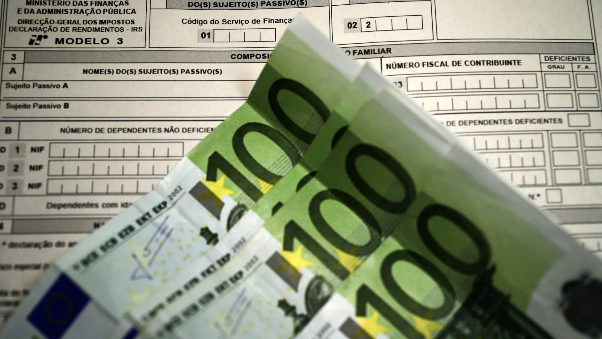 
                    Portugal com rácio de impostos em relação ao PIB de 37,1% (abaixo da UE)
                