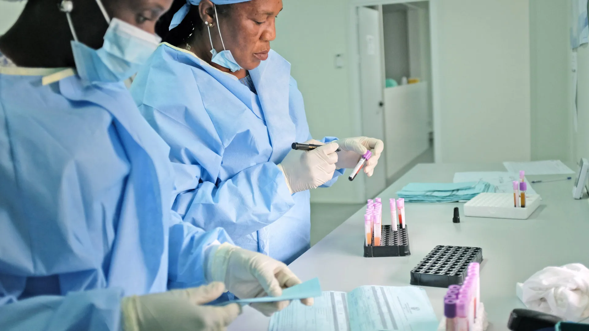 
                    VIH continua a matar anualmente cerca de 44.000 pessoas em Moçambique
                