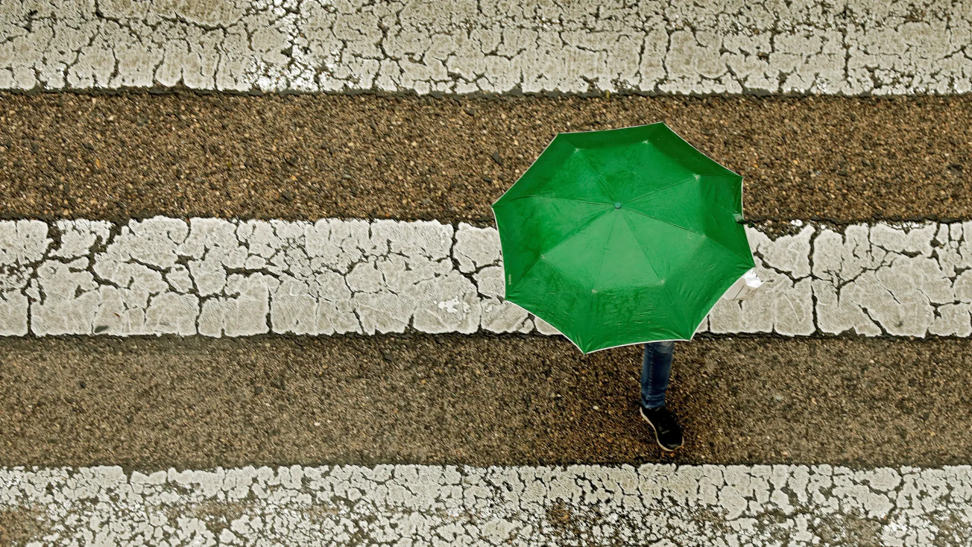 
                    Oito distritos sob aviso amarelo por previsão de chuva forte
                