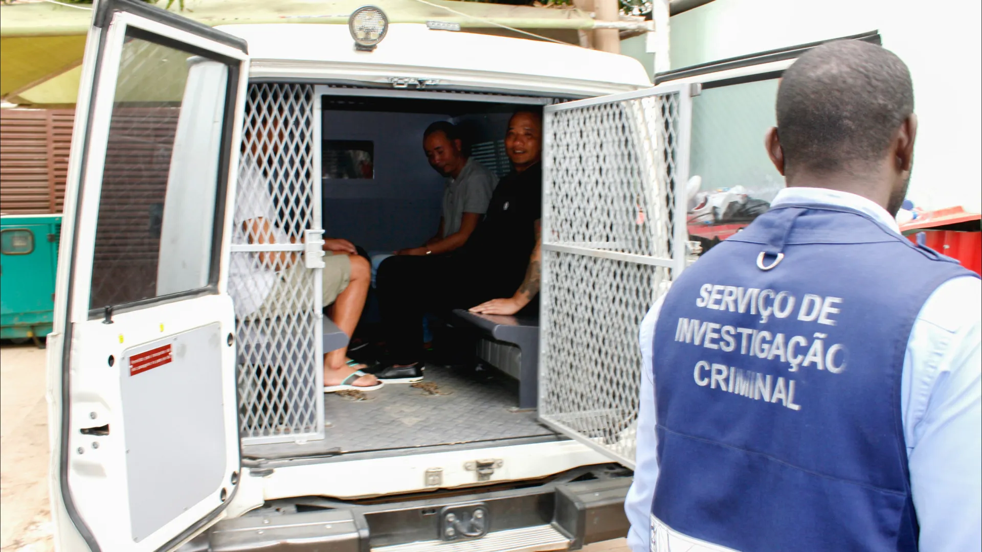 14 pessoas detidas em Luanda por exploração sexual a 12 vietnamitas