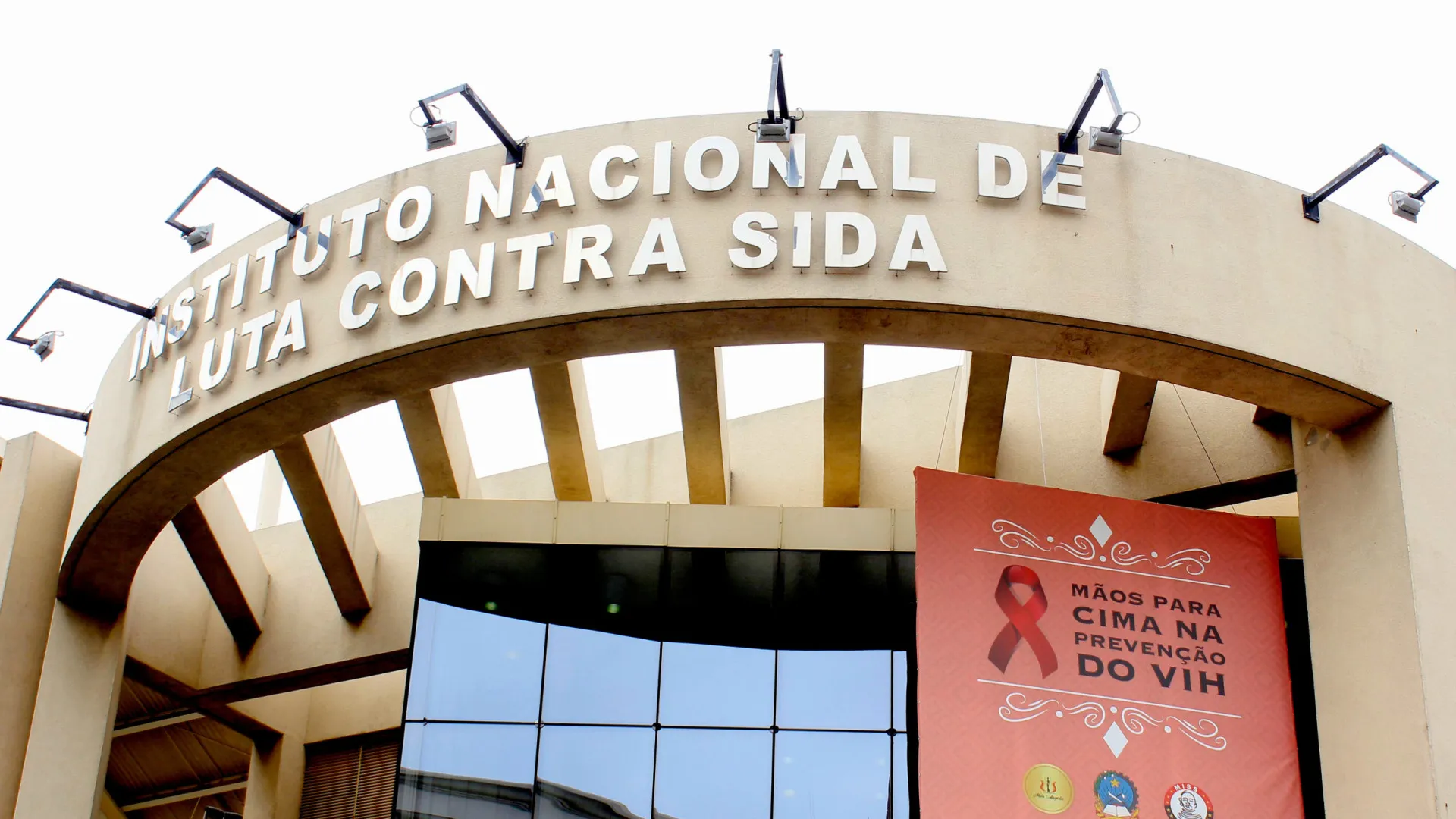 
                    Avanços de Angola sobre VIH/SIDA e gravidez precoce destacados em fórum da SADC
                