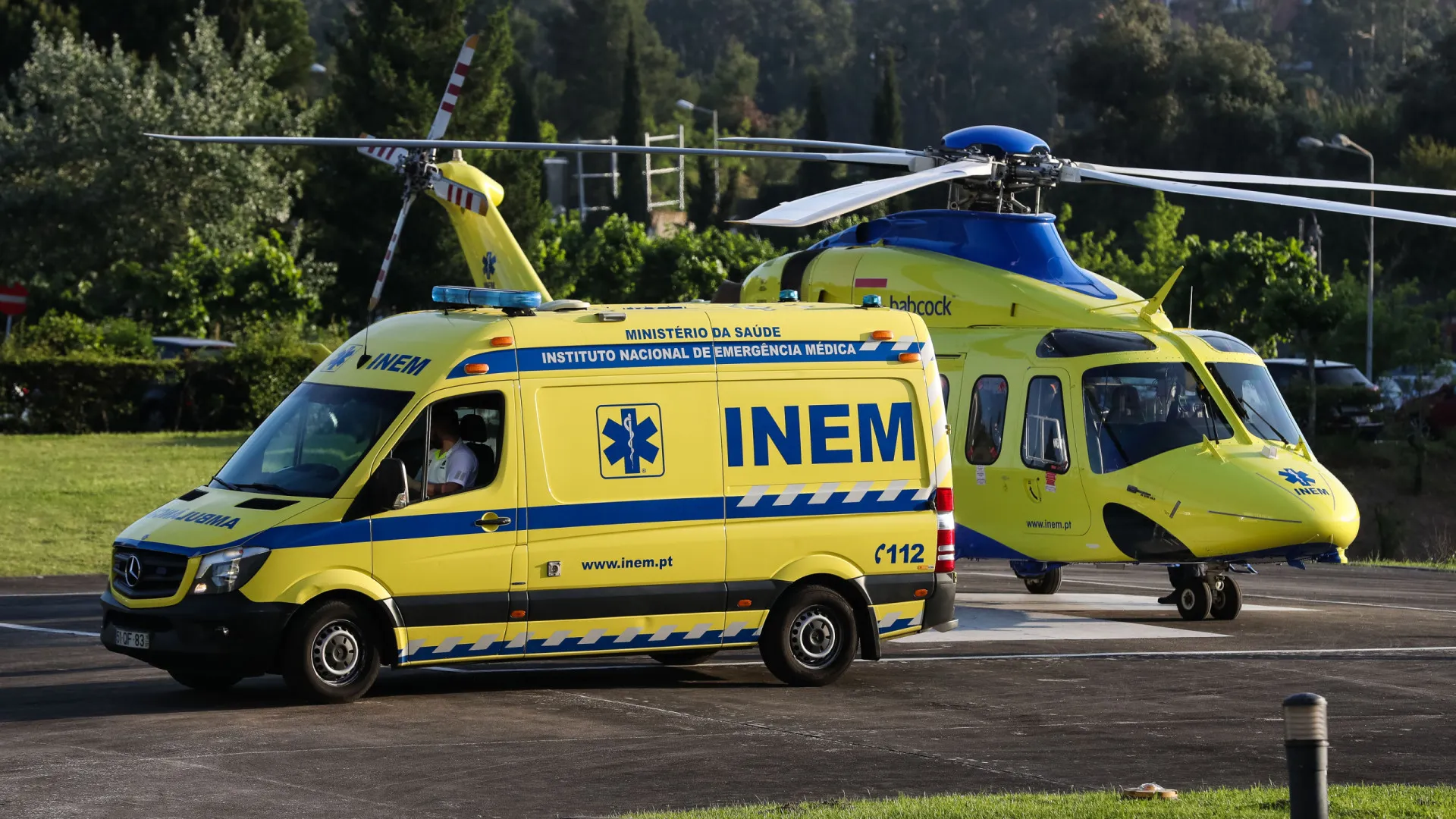 
                    Helicóptero do INEM que chegou a Loulé há um mês está 