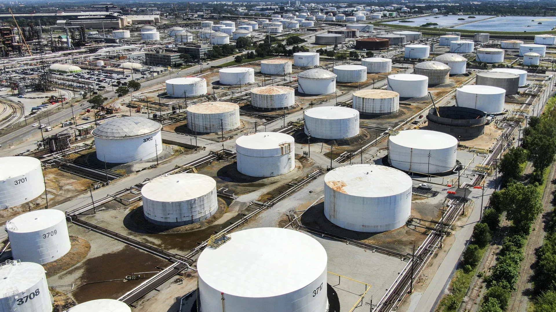 
                    Cotação do Brent para entrega em outubro baixa 0,73% para 68,12 dólares
                