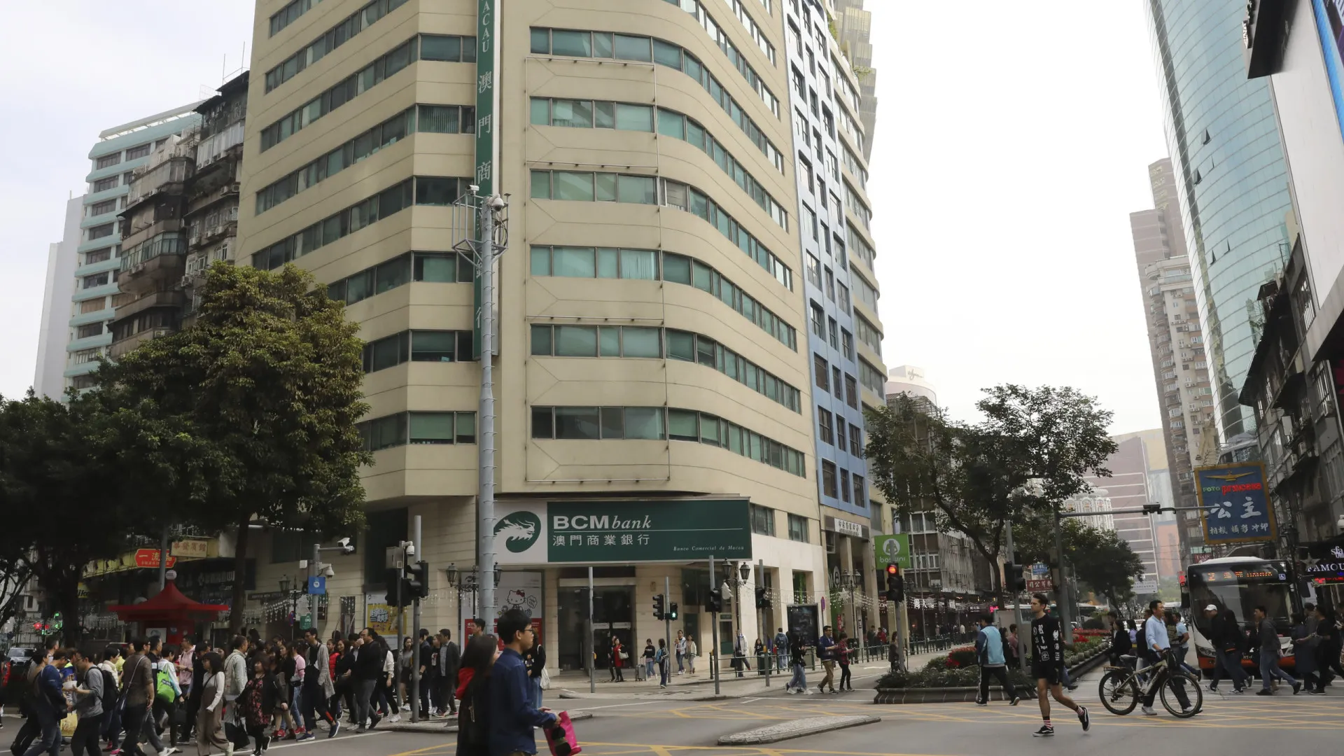 Lucros dos bancos de Macau aumentam 14,3% até fevereiro