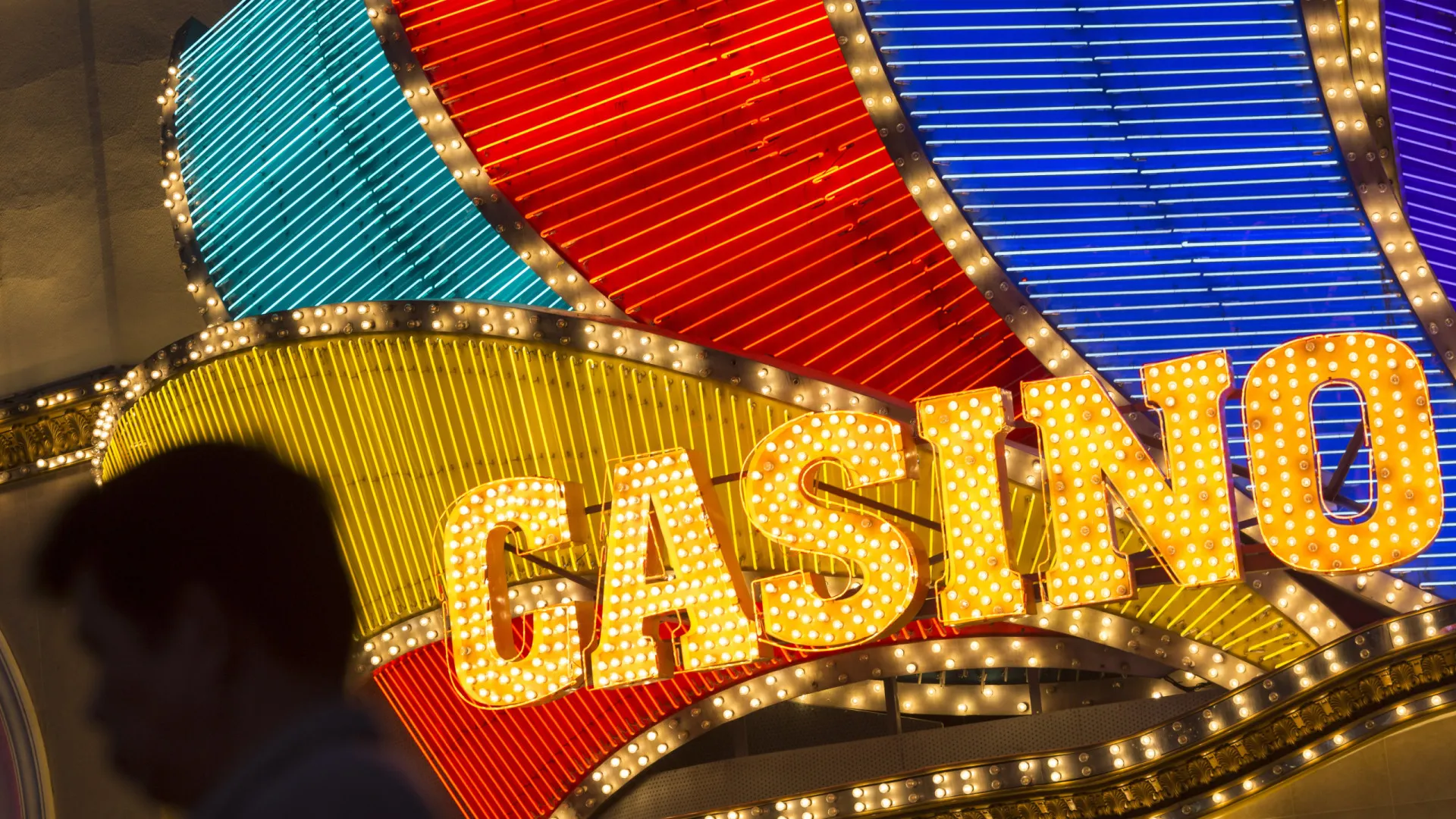 
                    Transações suspeitas nos casinos de Macau caem 6,1% em 2025
                