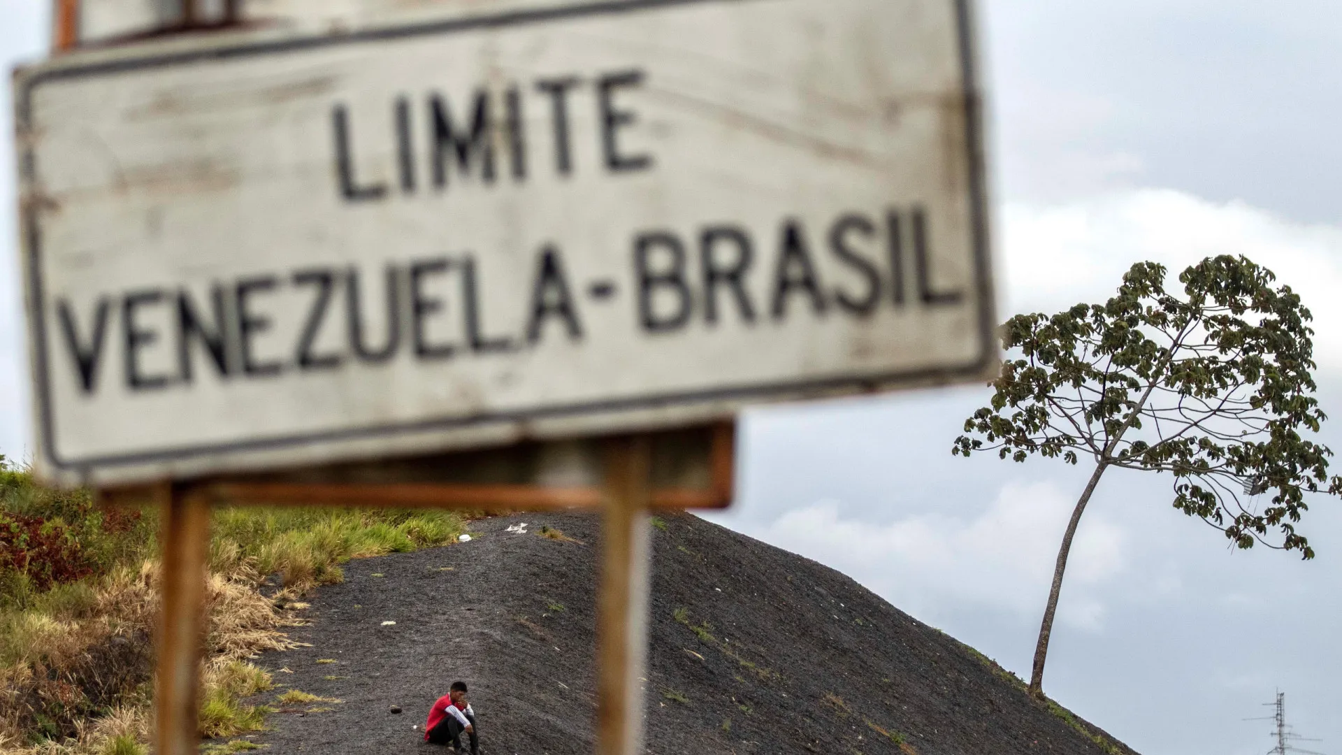 
                    Venezuela: Brasil autoriza utilização da Força Nacional na fronteira
                