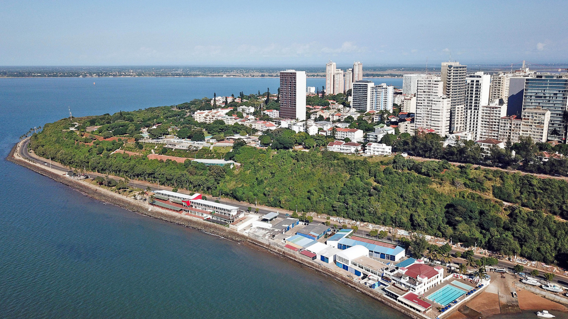 Empresa chinesa prevê construir fábrica de aço em Moçambique