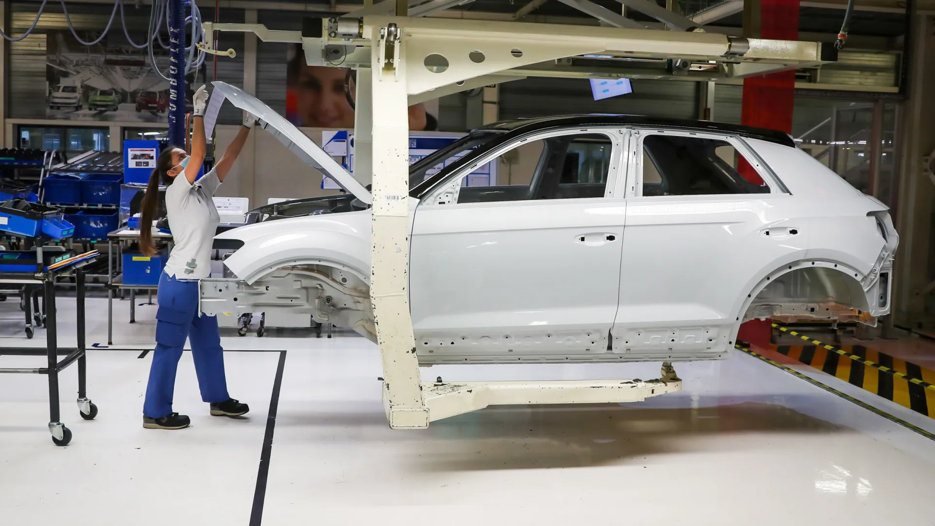 
                    Autoeuropa ainda não está a ser afetada pela crise da Nexperia
                