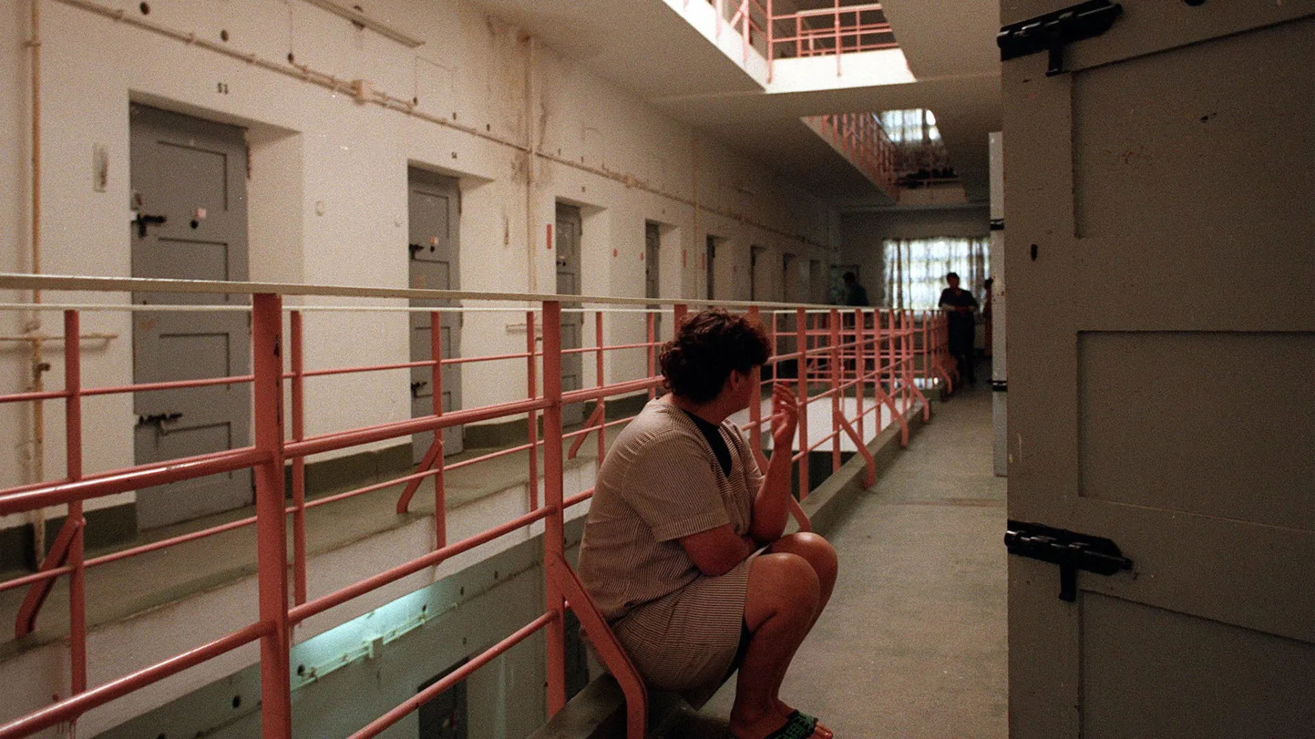 
                    Projeto revela que cerca de oito em cada dez mulheres presas são mães
                