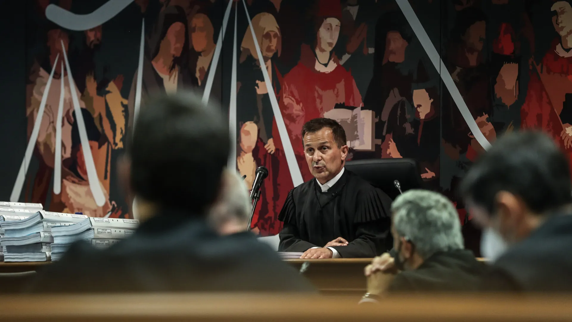 
                    Contornos de investigação a Ivo Rosa 