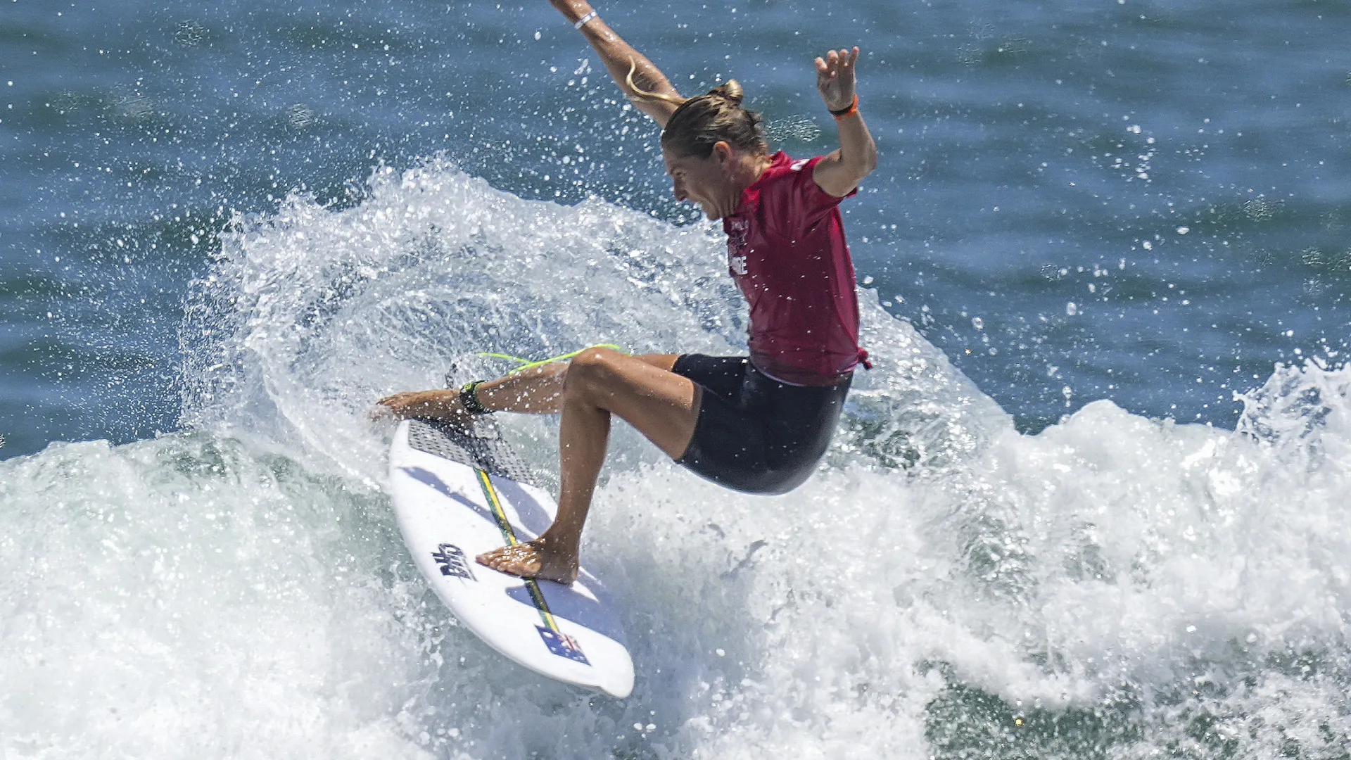 
                    Stephanie Gilmore, oito vezes campeã do mundo de surf, volta ao circuito
                