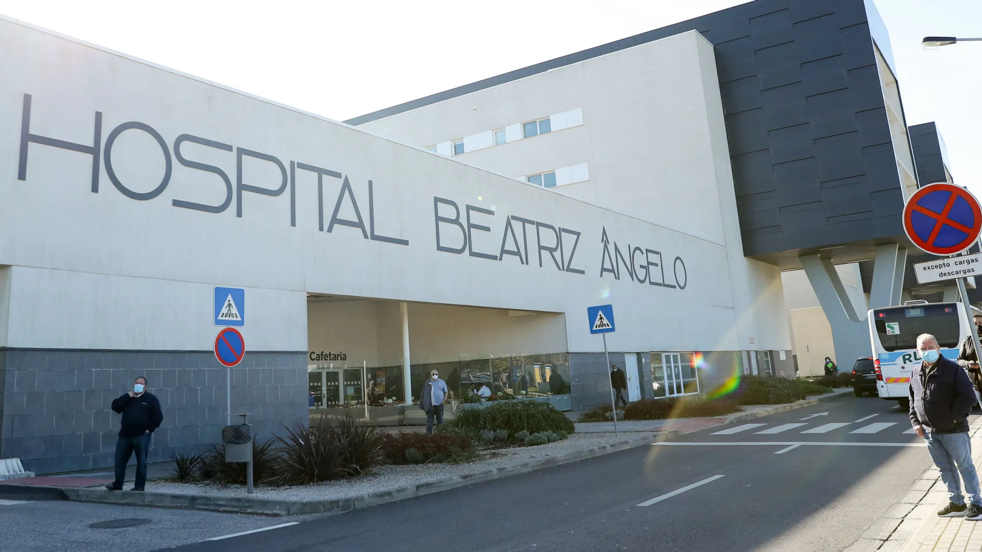 
                    Hospital de Loures lidera tempos de espera com 3h para casos urgentes
                
