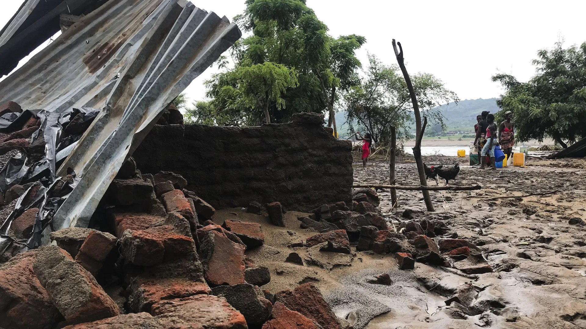 
                    Pelo menos 13 mortos desde outubro após chuvas torrenciais em Moçambique
                