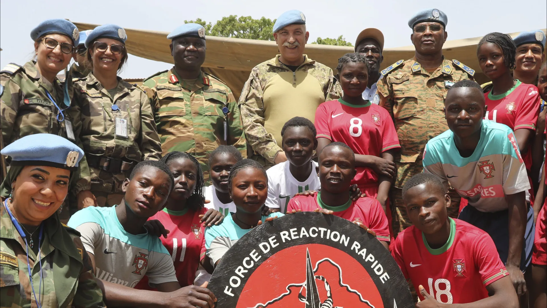 
                    Militar senegalês morre em missão da ONU na República Centro-Africana
                