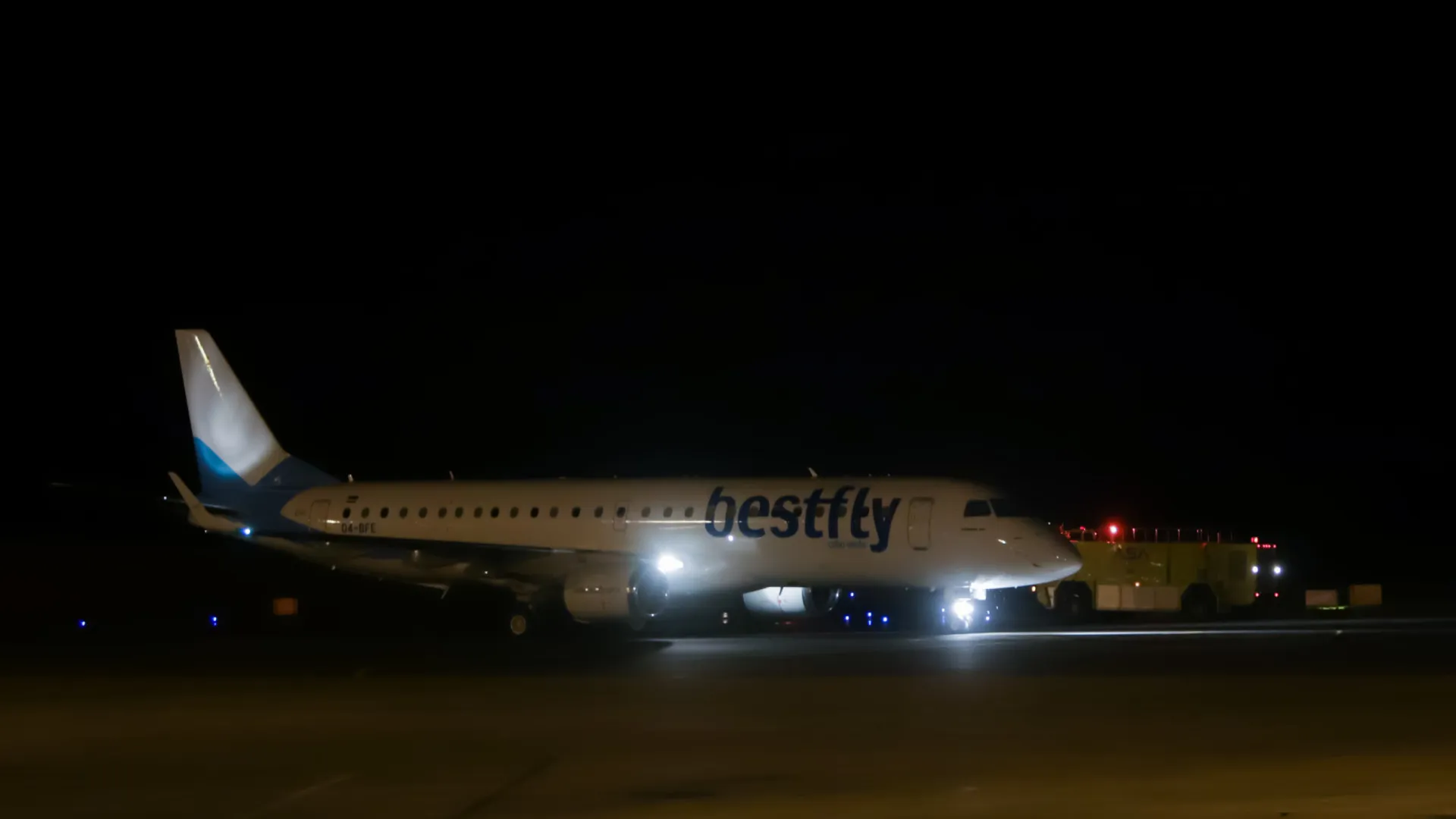 
                    Movimento de aeronaves nos aeroportos de Cabo Verde cresceu 16% em 2025
                