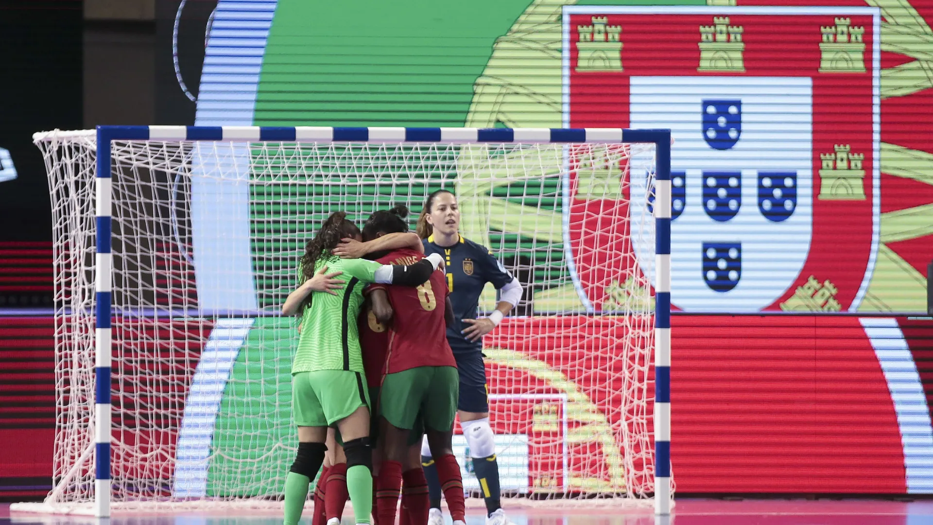 
                    Portugal decide com Brasil o primeiro campeão mundial feminino de futsal
                