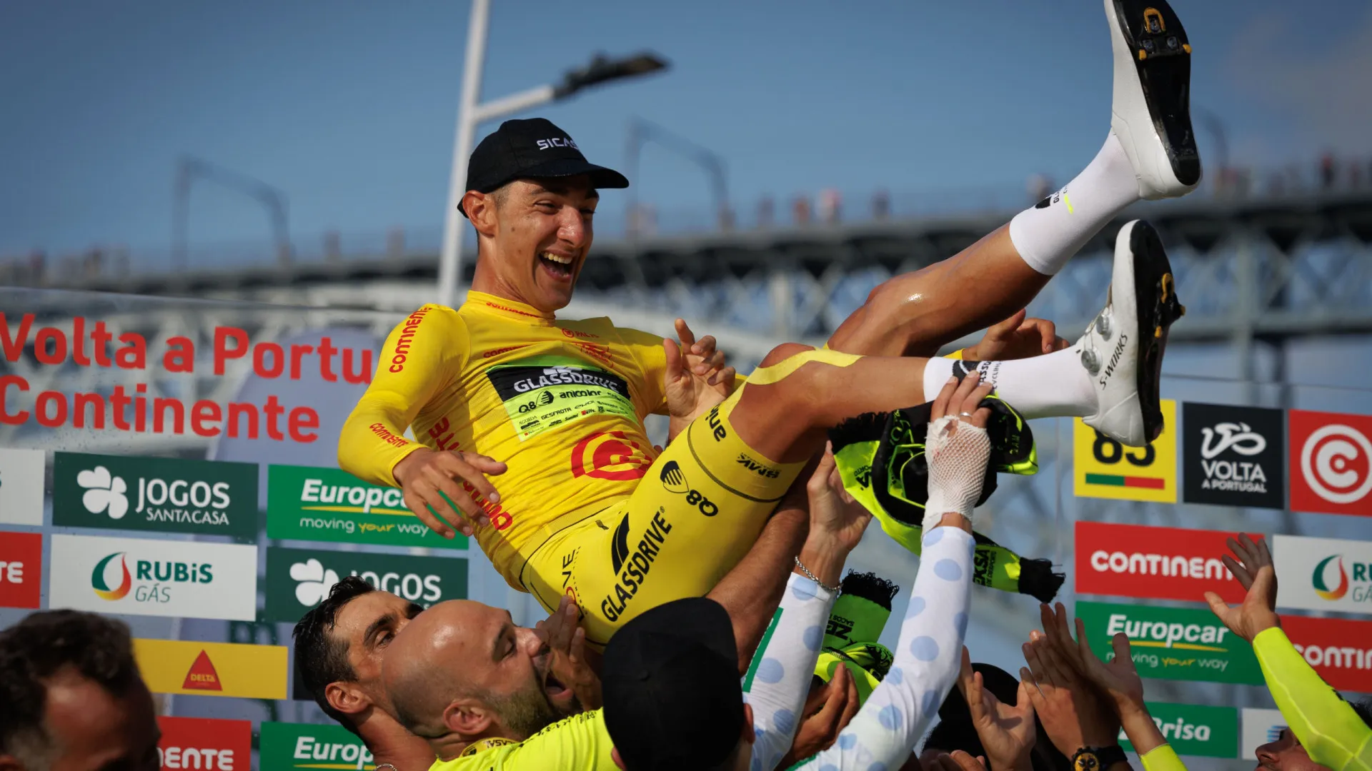 
                    Oficial: Venceu Volta a Portugal e anunciou final da carreira aos 30 anos
                